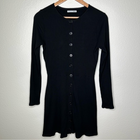 Reformation Dresses & Skirts - Reformation Aida Dress black large